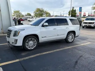 Cadillac Escalade 2018 4x4 Platinum SUV 4p.