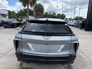 Cadillac LYRIQ 2024 Luxury 1 4dr SUV