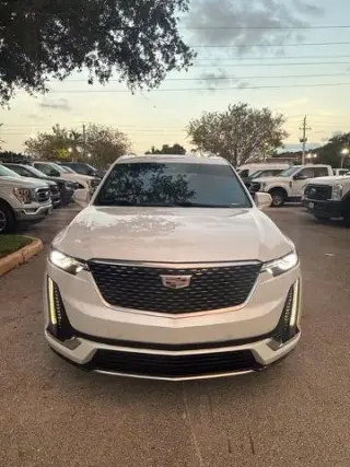 Cadillac XT6 2022 Lujo Premium 4p SUV
