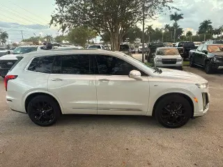 Cadillac XT6 2022 Lujo Premium 4p SUV
