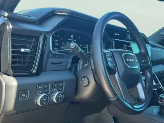 GMC Sierra 1500 2022 4x4 AT4 4dr Crew Cab 5.8 ft. SB