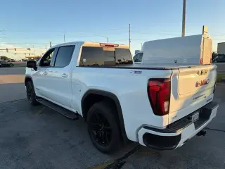 GMC Sierra 1500 2022 4x4 Elevation 4dr Crew Cab 5.8 ft. SB