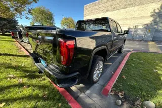 GMC Sierra 1500 2020 4x4 Denali 4dr Crew Cab 5.8 ft. SB
