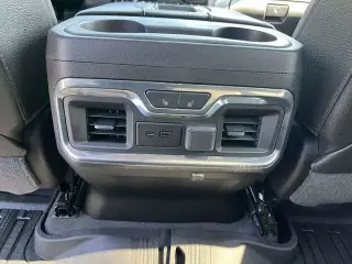 GMC Sierra 1500 2019 4x4 Denali 4dr Cabina de Tripulación 5.8 ft. CB