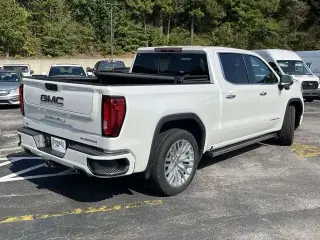 GMC Sierra 1500 2019 4x4 Denali 4dr Cabina de Tripulación 5.8 ft. CB