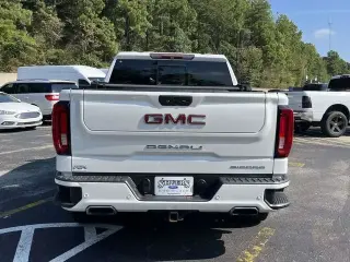 GMC Sierra 1500 2019 4x4 Denali 4dr Cabina de Tripulación 5.8 ft. CB