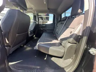 GMC Sierra 1500 2019 4x2 SLT 4dr Cabina de Tripulación