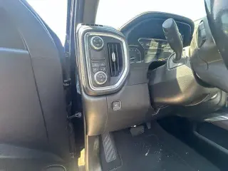 GMC Sierra 1500 2019 4x2 SLT 4dr Cabina de Tripulación
