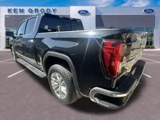 GMC Sierra 1500 2019 4x2 SLT 4dr Cabina de Tripulación