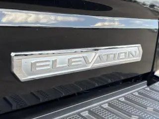 GMC Sierra 1500 2021 4x4 Elevation Standard 4p Doble Cabina Doble 6.6 ft. CB