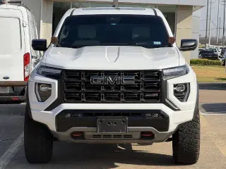 GMC Canyon 2023 4x4 AT4X 4dr Crew Cab 5 ft. SB