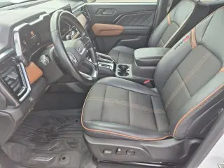 GMC Canyon 2024 4x4 AT4 4dr Crew Cab 5 ft. SB