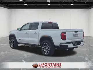 GMC Canyon 2024 4x4 AT4 4dr Crew Cab 5 ft. SB