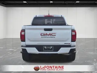 GMC Canyon 2024 4x4 AT4 4dr Crew Cab 5 ft. SB