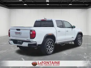 GMC Canyon 2024 4x4 AT4 4dr Crew Cab 5 ft. SB