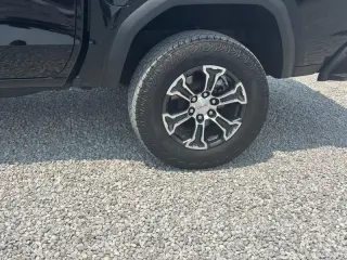 GMC Canyon 2025 4x4 AT4 4p Crew Cab 5 ft. SB