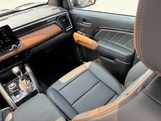 GMC Canyon 2025 4x4 AT4 4p Crew Cab 5 ft. SB