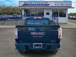 GMC Canyon 2022 4x4 AT4 4p. Cabina Completa 4p. Est. 5 ft. Ext. (Tela)