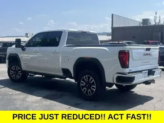 GMC Sierra 2500HD 2022 4x4 AT4 4dr Crew Cab SB