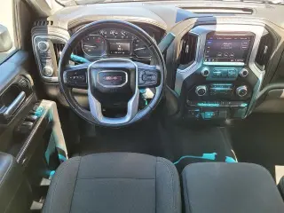 GMC Sierra 2500HD 2021 4x4 SLE 4dr Cabina de Tripulación