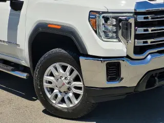 GMC Sierra 2500HD 2021 4x4 SLE 4dr Cabina de Tripulación