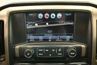 GMC Sierra 2500HD 2017 4x4 Denali 4dr Cabina de tripulación SB