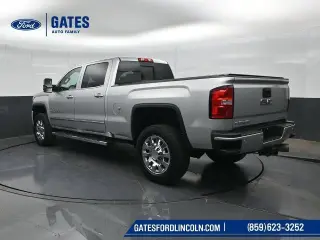 GMC Sierra 2500HD 2017 4x4 Denali 4dr Cabina de tripulación SB