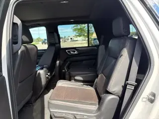 Chevrolet Tahoe 2021 4x4 High Country 4dr SUV