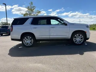 Chevrolet Tahoe 2021 4x4 High Country 4dr SUV