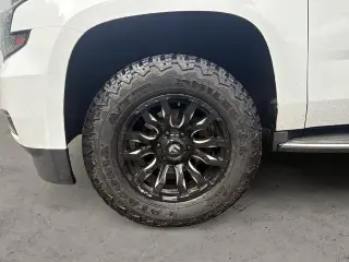 Chevrolet Suburban 2017 4x4 Premier SUV 4 puertas