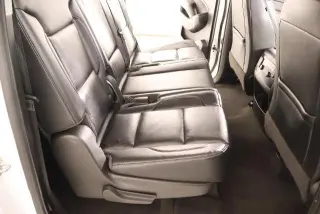 Chevrolet Suburban 2020 4x4 LT 4dr SUV