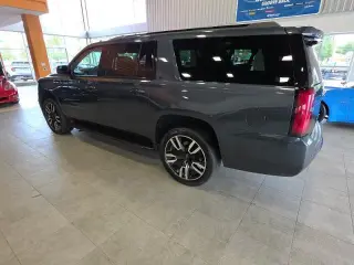 Chevrolet Suburban 2020 4x4 LT 4p SUV
