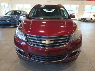 Chevrolet Traverse 2015 LT 4dr SUV con 1LT