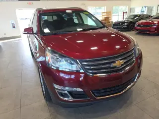 Chevrolet Traverse 2015 LT 4dr SUV con 1LT