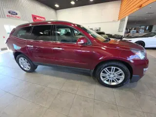 Chevrolet Traverse 2015 LT 4dr SUV con 1LT