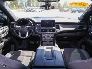 GMC Yukon XL 2022 4x4 SLE SUV 4p.