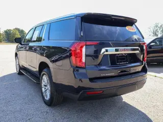 GMC Yukon XL 2022 4x4 SLE SUV 4p.