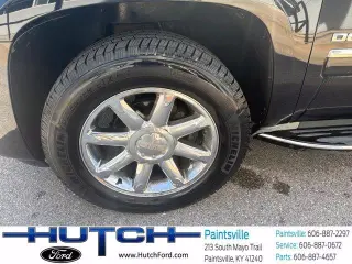 GMC Yukon 2012 AWD Denali 4p SUV