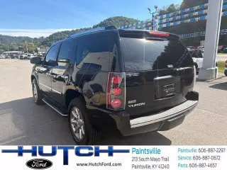 GMC Yukon 2012 AWD Denali 4p SUV