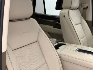 GMC Yukon 2021 4x4 Denali 4p SUV