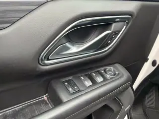 GMC Yukon 2022 4x4 SLT 4p SUV