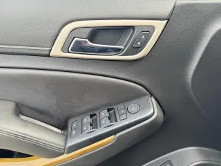 GMC Yukon XL 2017 4x2 Denali 4p SUV