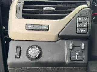 GMC Yukon XL 2017 4x2 Denali 4p SUV
