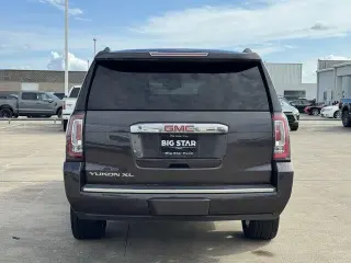 GMC Yukon XL 2017 4x2 Denali 4p SUV