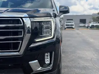 GMC Yukon XL 2023 4x2 SLT 4p SUV