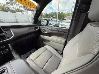 GMC Yukon XL 2023 4x2 SLT 4p SUV