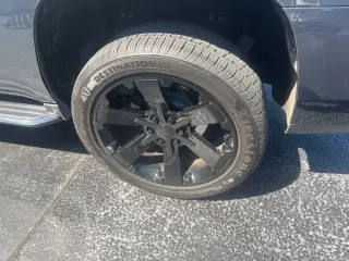 GMC Yukon 2019 4x2 SLE 4p SUV