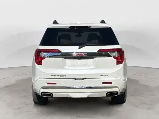 GMC Acadia 2020 4x4 Denali 4p SUV