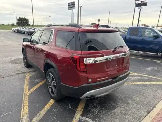 GMC Acadia 2023 4x4 SLT SUV de 4 puertas
