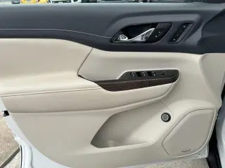 GMC Acadia 2022 Denali 4p SUV